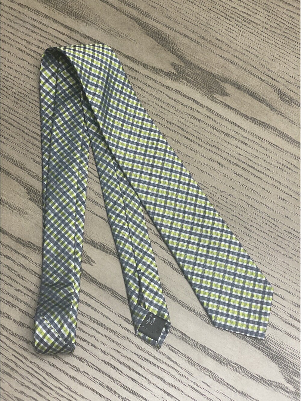 Calvin Klein Mens Necktie Green Gray Check Plaid Slim Tie Silk Blend